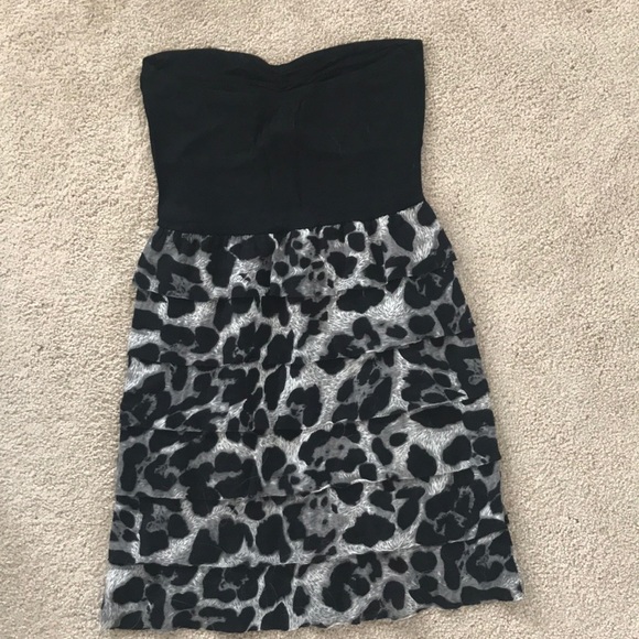 Strapless dress - Picture 4 of 4